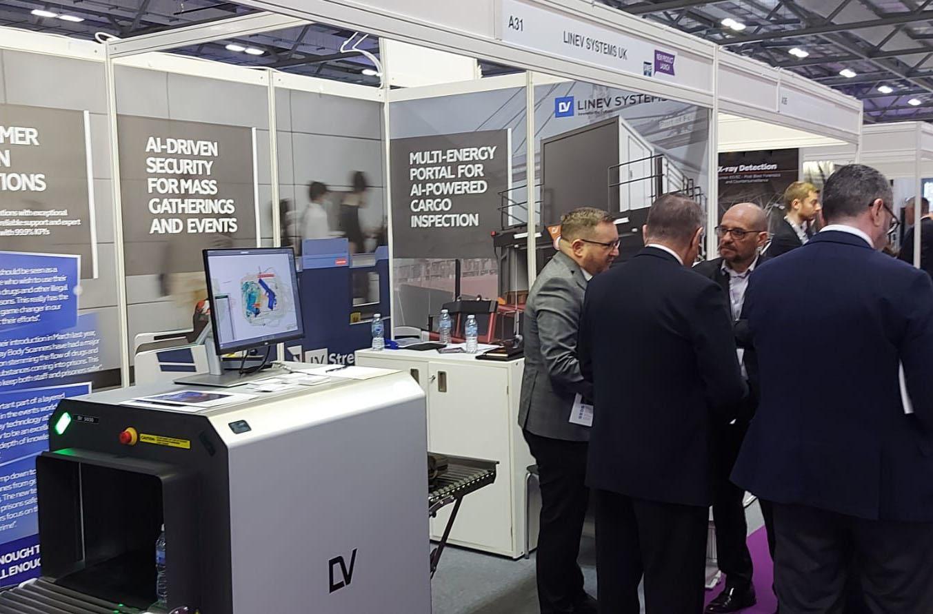 LINEV Systems US, Inc. Adjudicado un contrato del Ejército de EE.UU. para suministrar escáneres de detección de armas BV6045 mejorados con IA