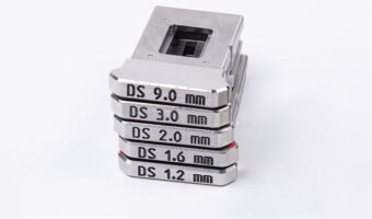 Small-angles incident beam antiscatter slit