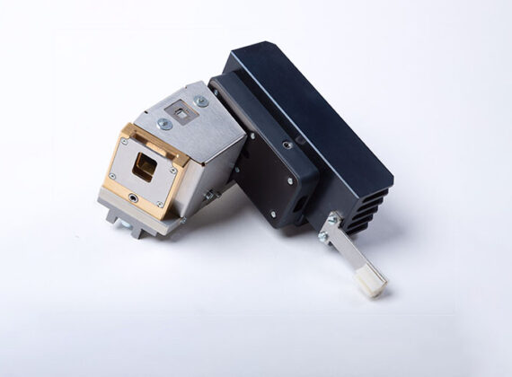 Diffracted-beam flat and curved graphite monochromators