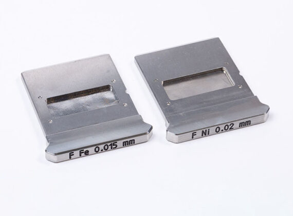 Filter for diffracted beam (K&beta; filter)